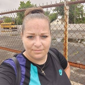 Meet your Posher, Carla